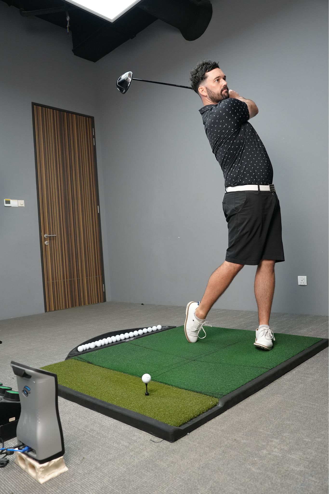 Jamie Whenman demonstrating full swing technique